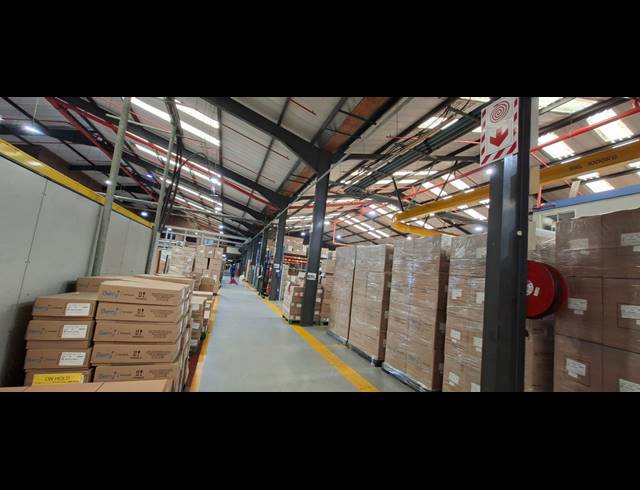 8,000M² WAREHOUSE TO LET IN BRIARDENE